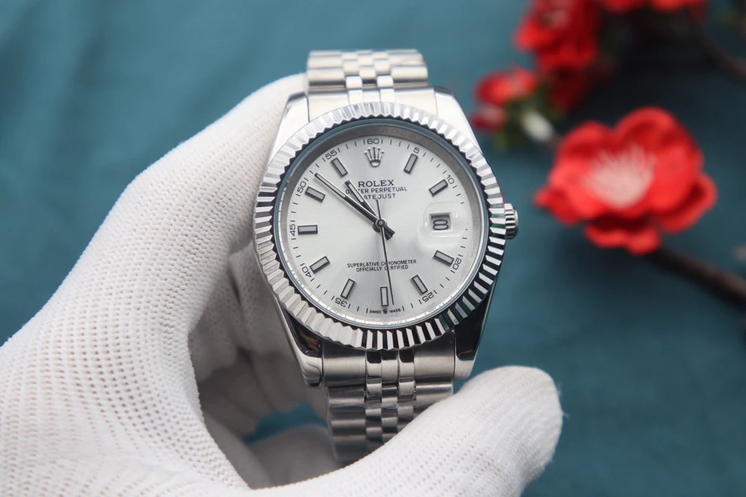 Rolex Datejust horloge met gekartelde bezel en Jubilee-band 41 mm Variant M