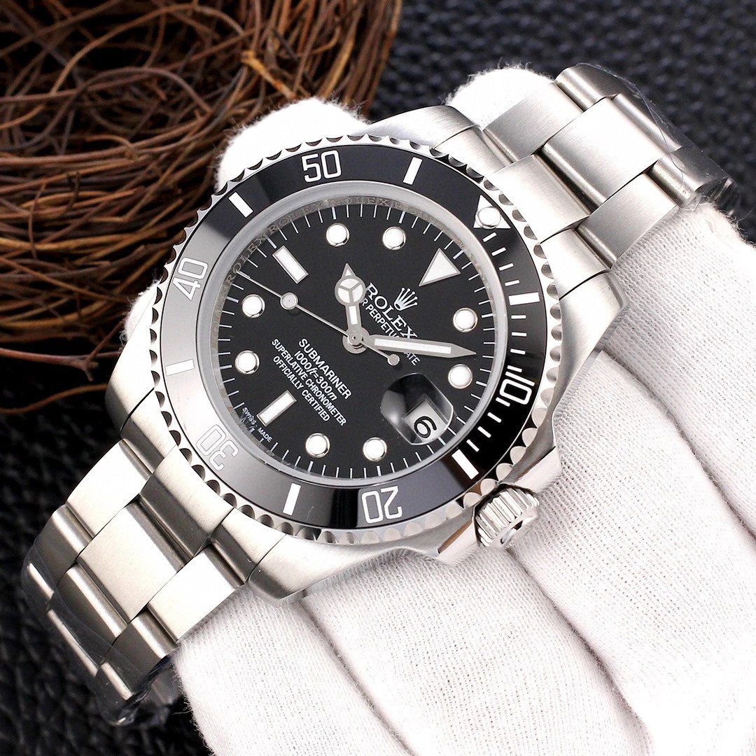 Reloj Rolex Submariner de acero inoxidable con ventana de fecha
