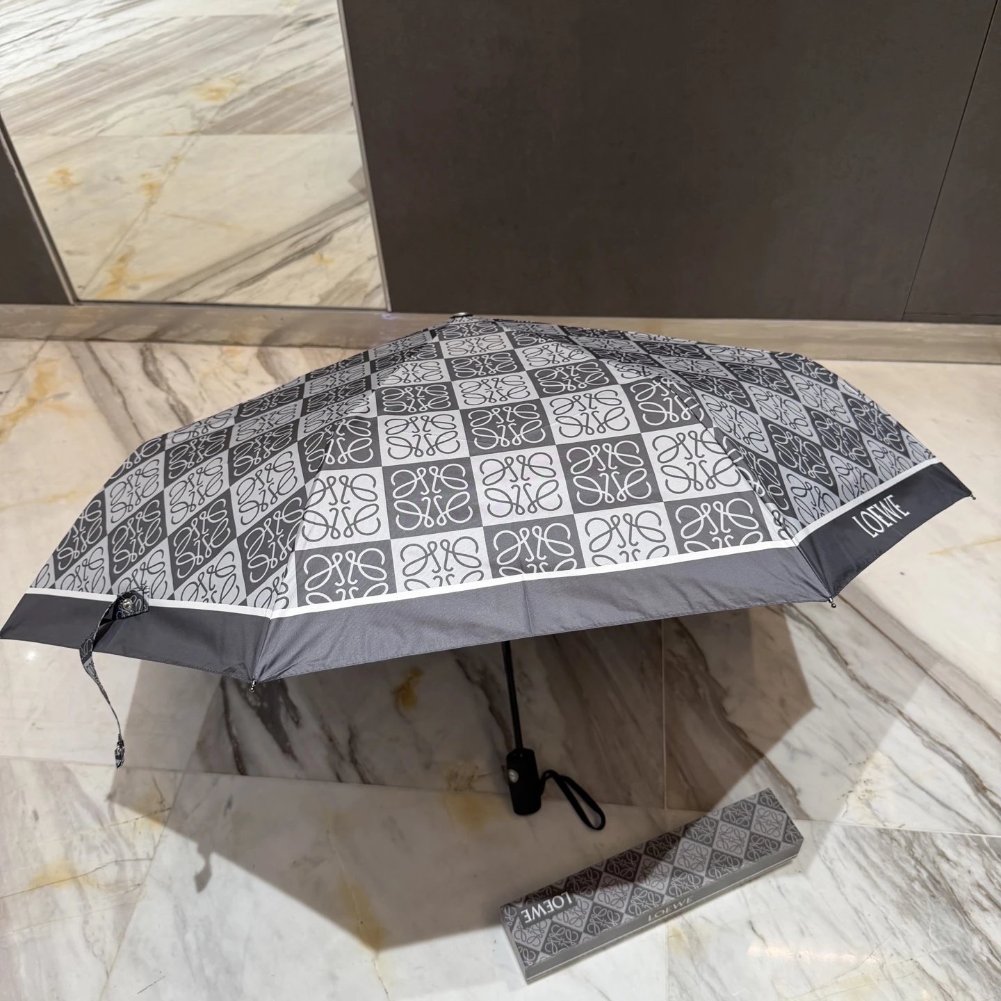 Loewe UV Protection Folding Umbrella Ver.A — Photo 8