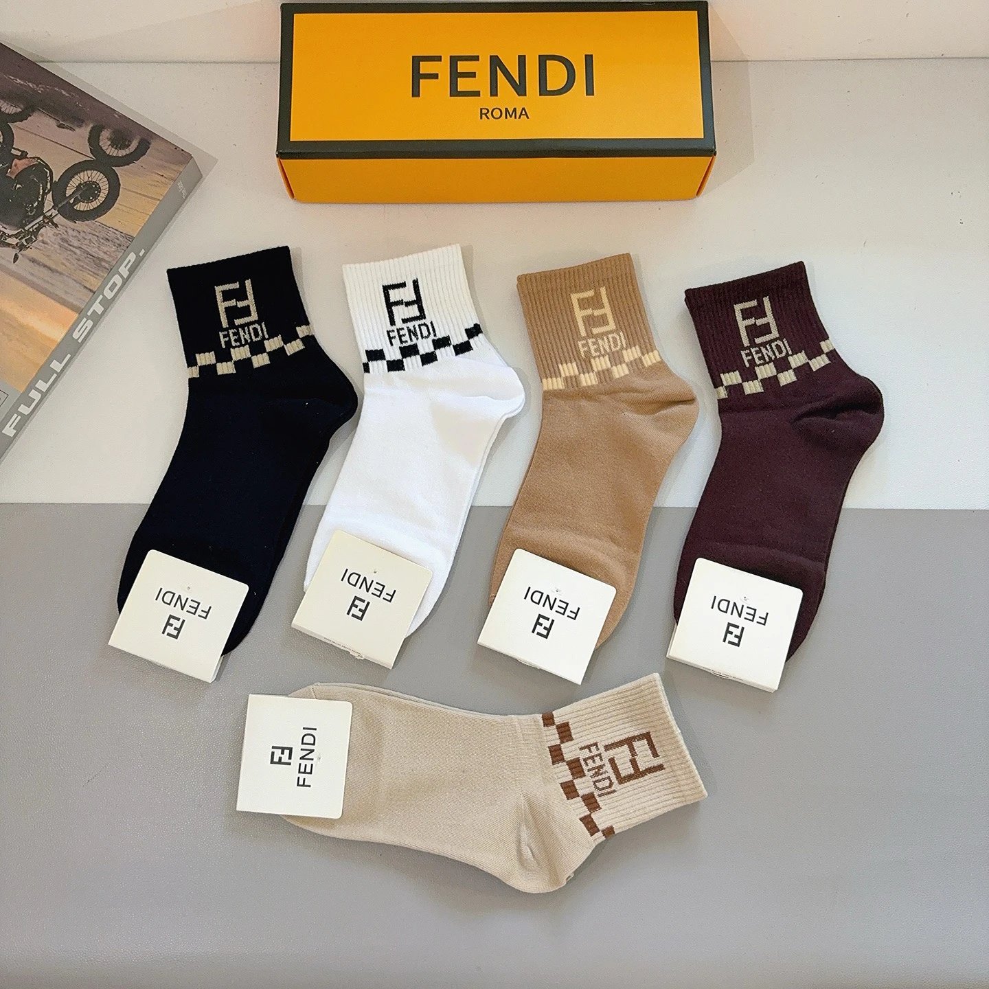 Fendi Crew Cotton Socks Ver.A — photo 5