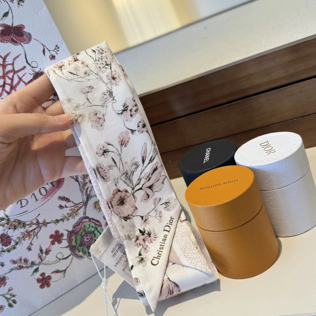Dior Silk Ribbon Ver.Q — Zdjęcie 4
