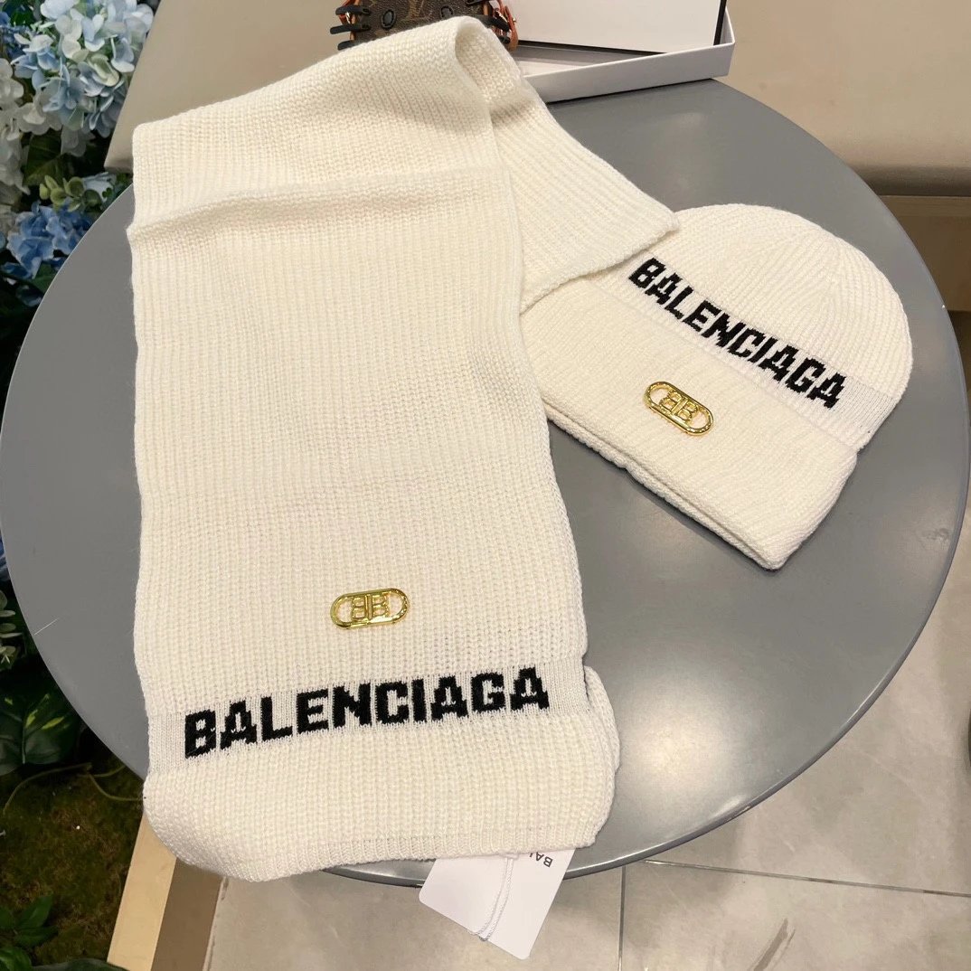 Balenciaga Wool Rabbit Fur Scarf & Hat Set Ver.D — Photo 3