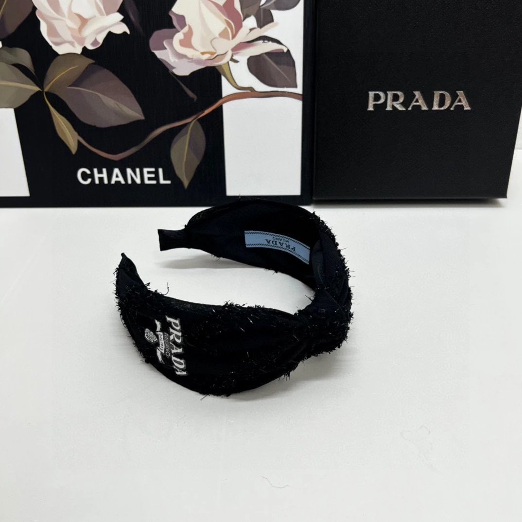 Prada Headband Ver.D — Photo 3