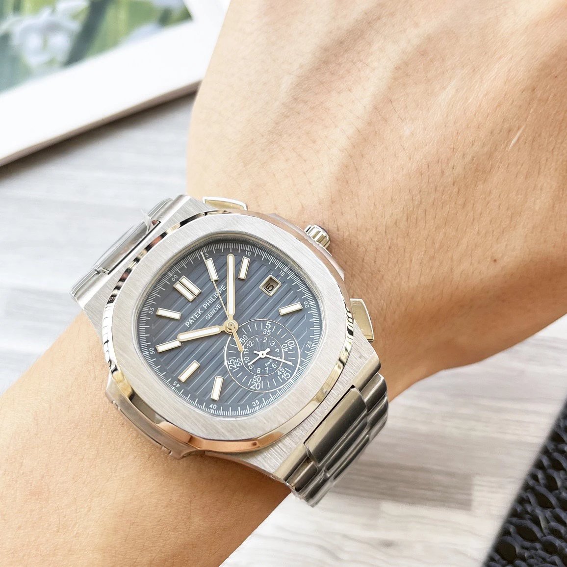 Patek Philippe Nautilus Automatic Watch 42mm Ver.A — Zdjęcie 4