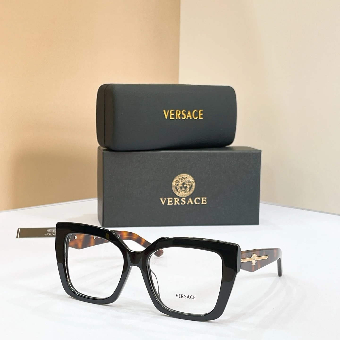 Versace VE4519 Sunglasses 55-20-145 — photo 6