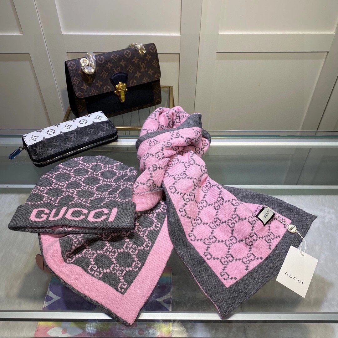 Gucci Cashmere Scarf & Hat Set Ver.F — Photo 3