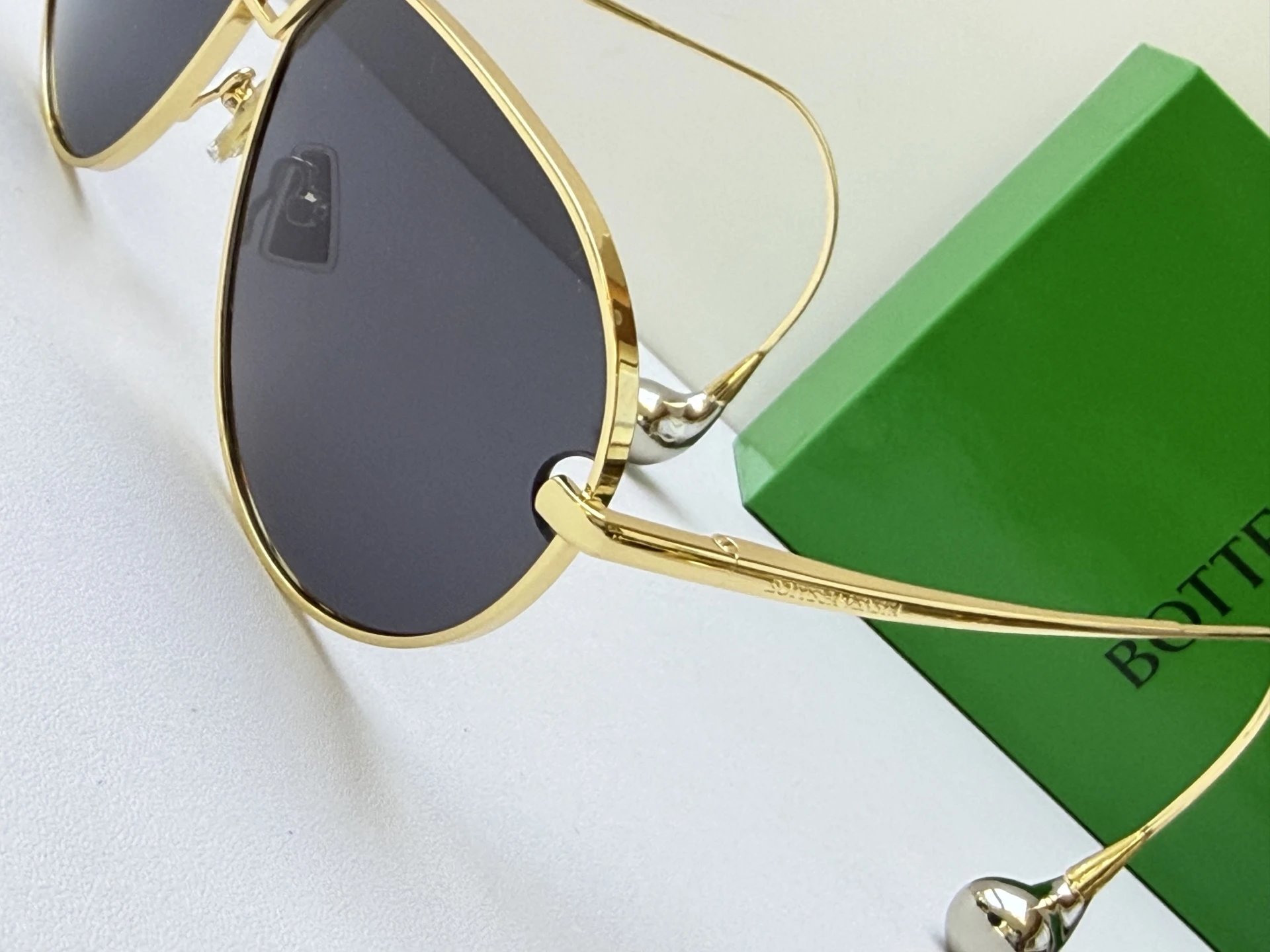 Bottega Veneta BV1437S Sunglasses 64-12-185 Ver.B — photo 8