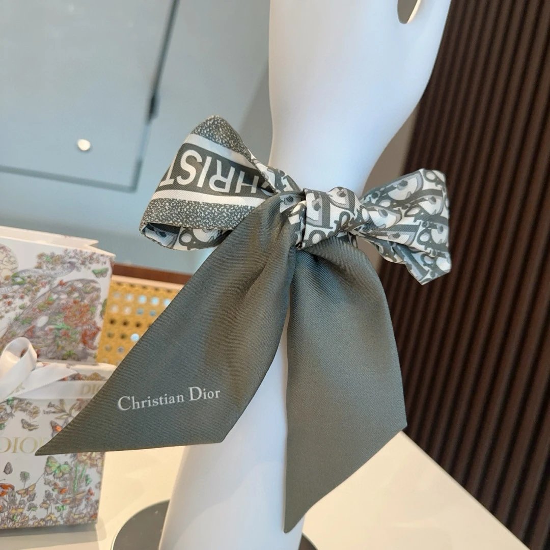 Louis Vuitton Silk Hair Ribbon Ver.F — QC