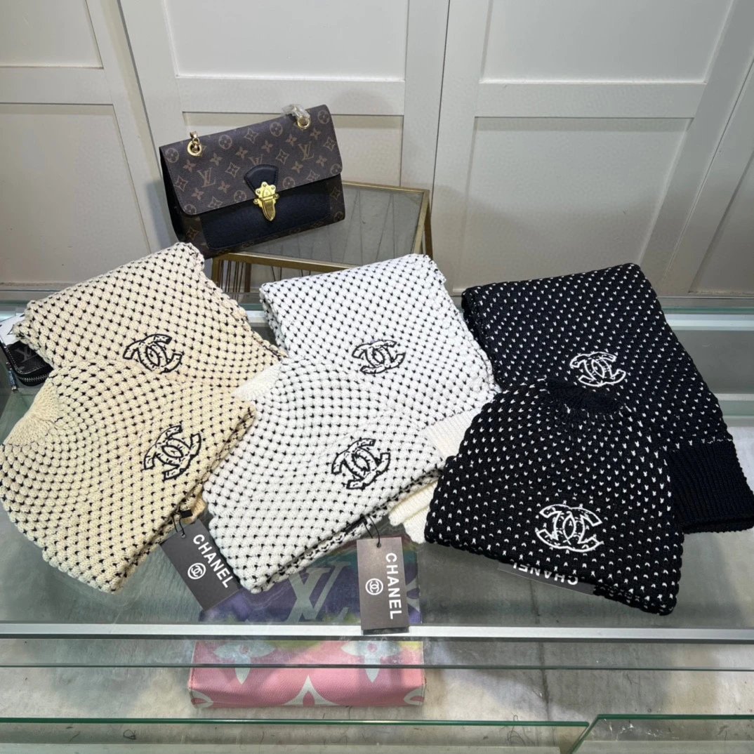 Gucci Cashmere Scarf & Hat Set Ver.H — QC