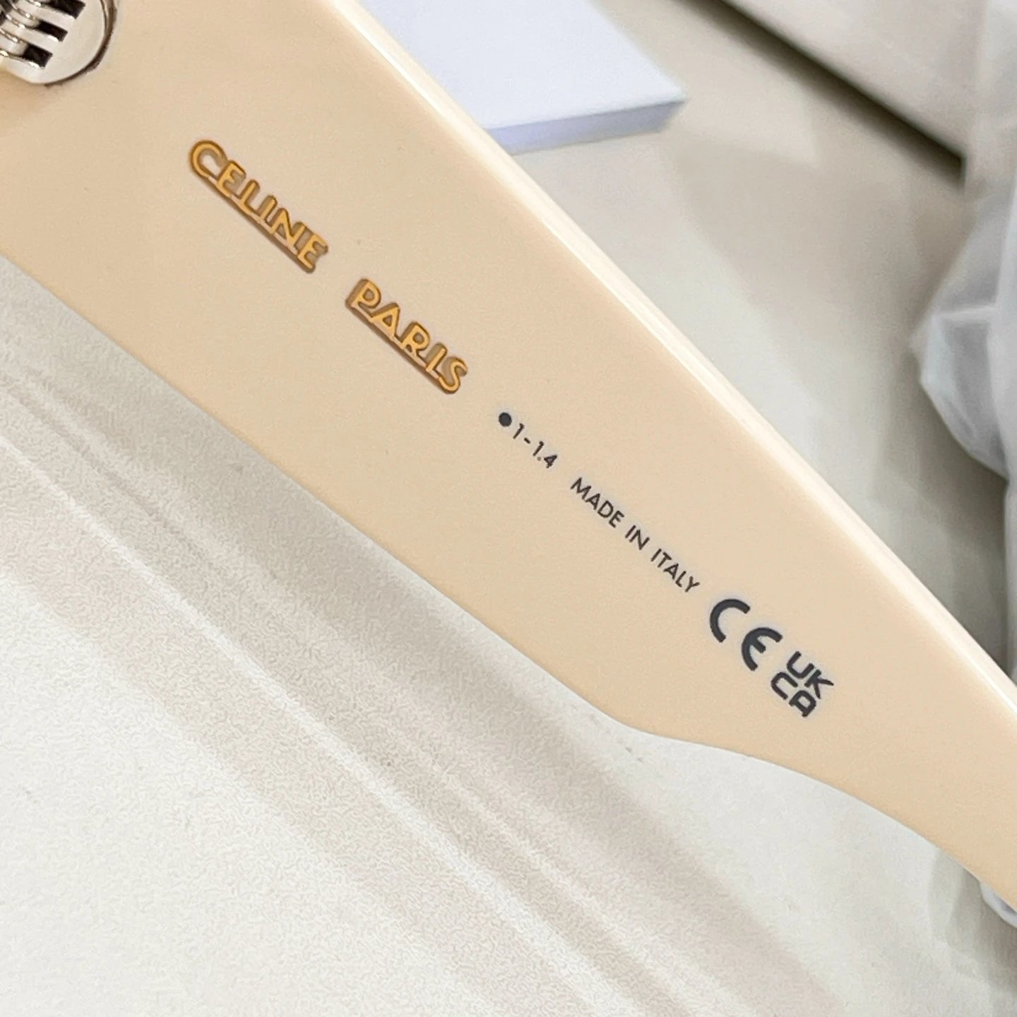 Celine CL40282U Sunglasses 53-18-135 — photo 7