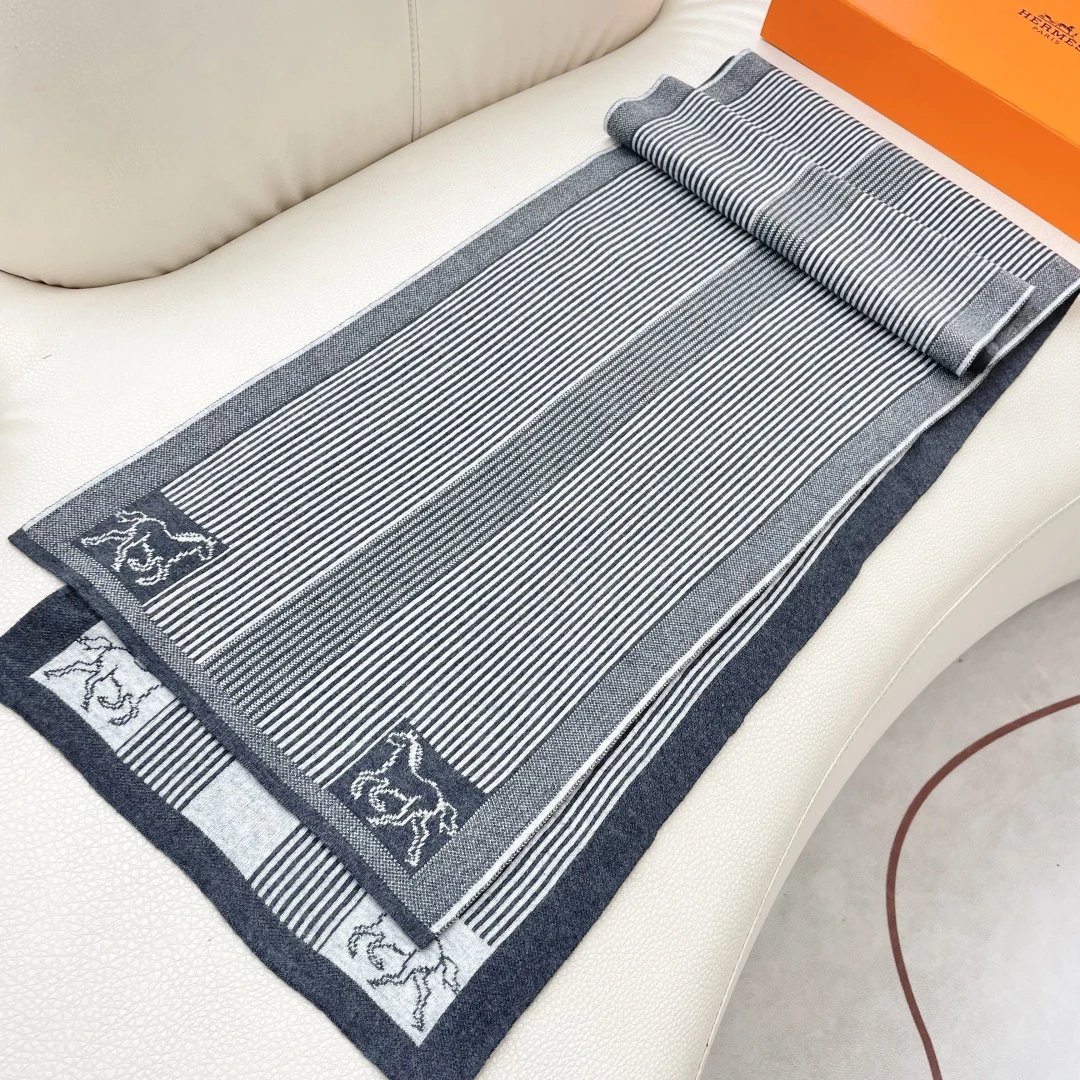 Hermes Cashmere Scarf Ver.D — Photo 7