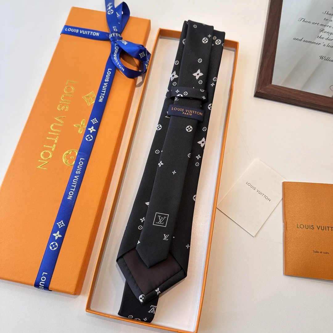 Louis Vuitton Silk Tie Ver.D — Zdjęcie 3