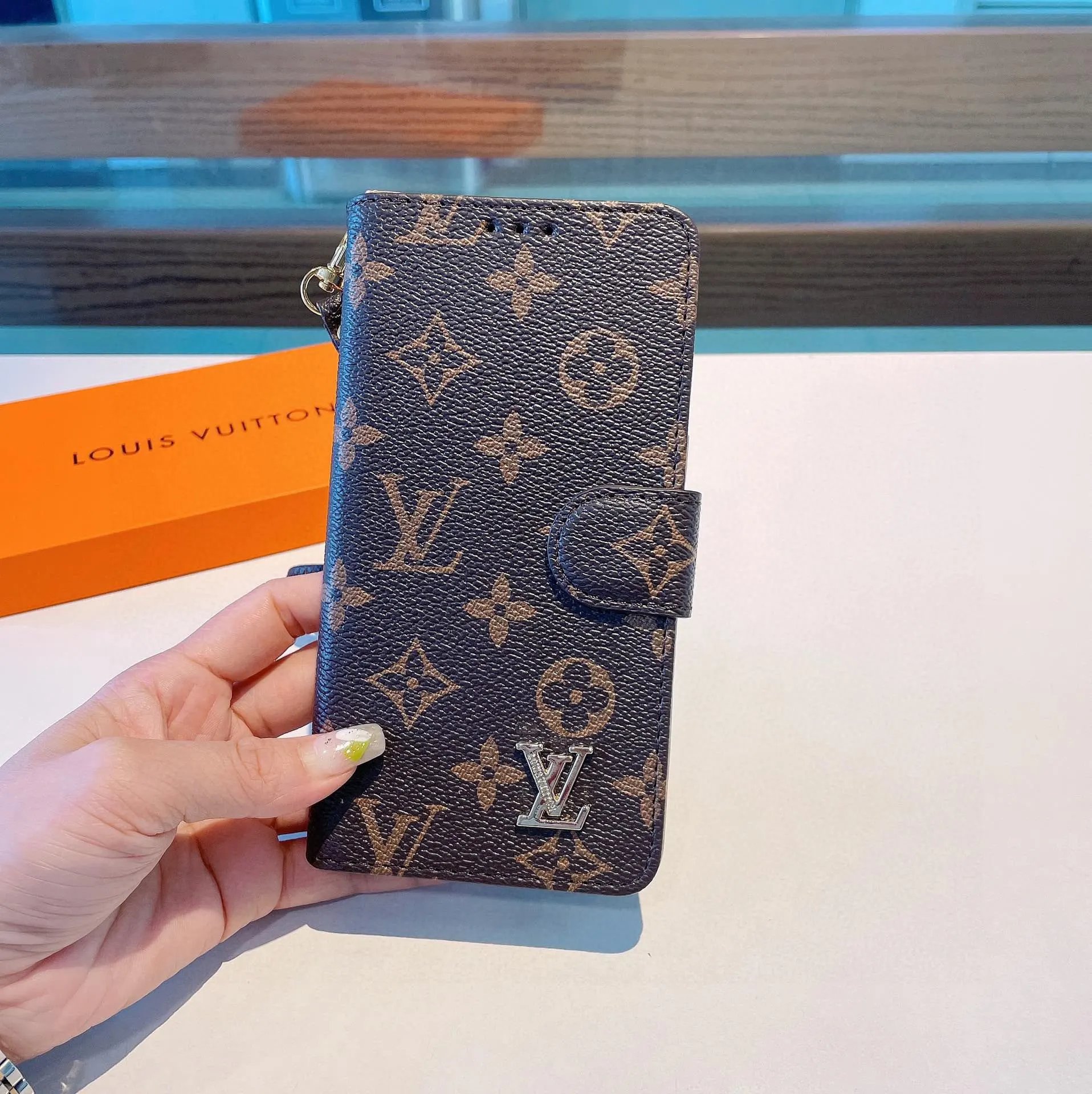 Louis Vuitton Phone Case Ver.N — QC