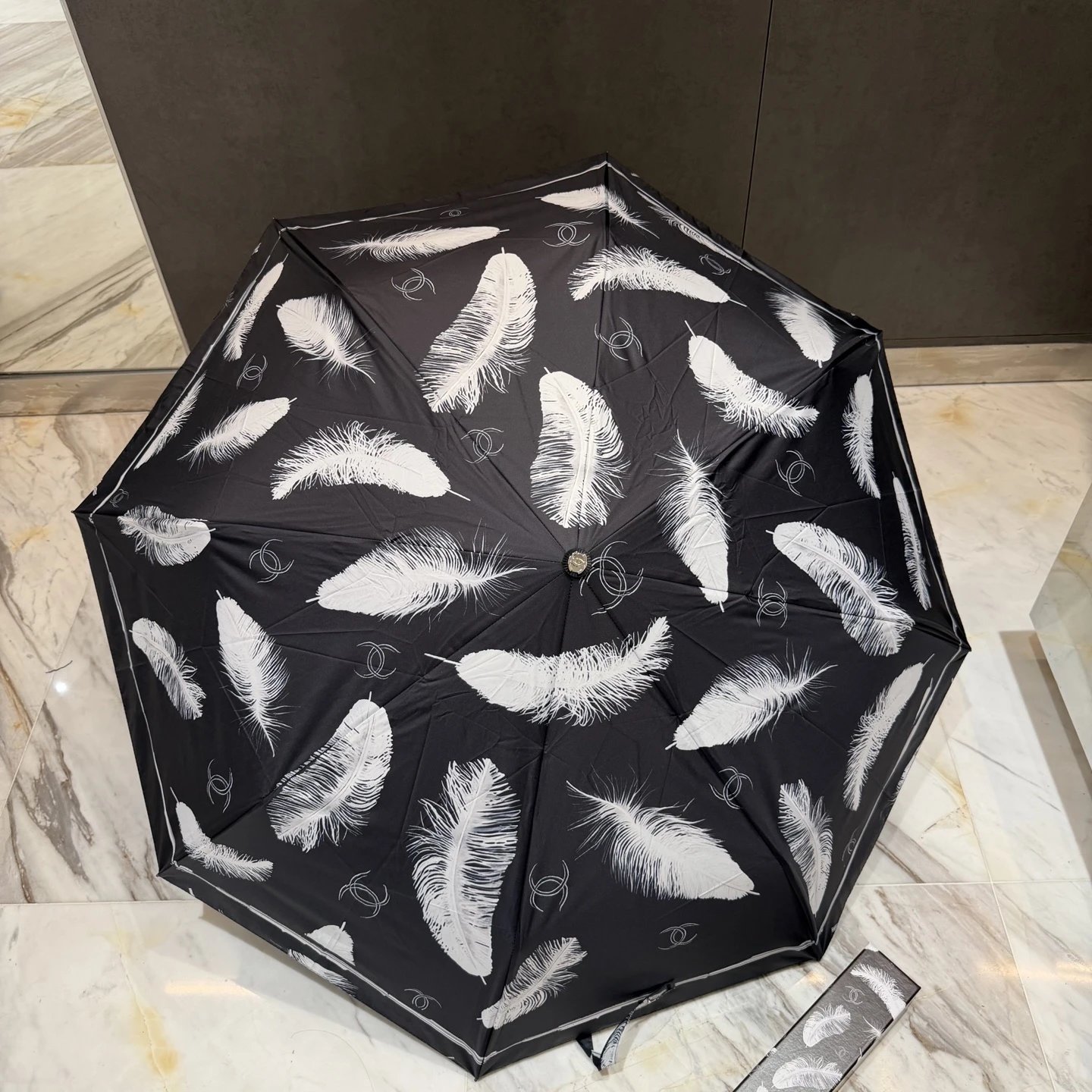 Chanel UV Protection Folding Umbrella Ver.E — Photo 9