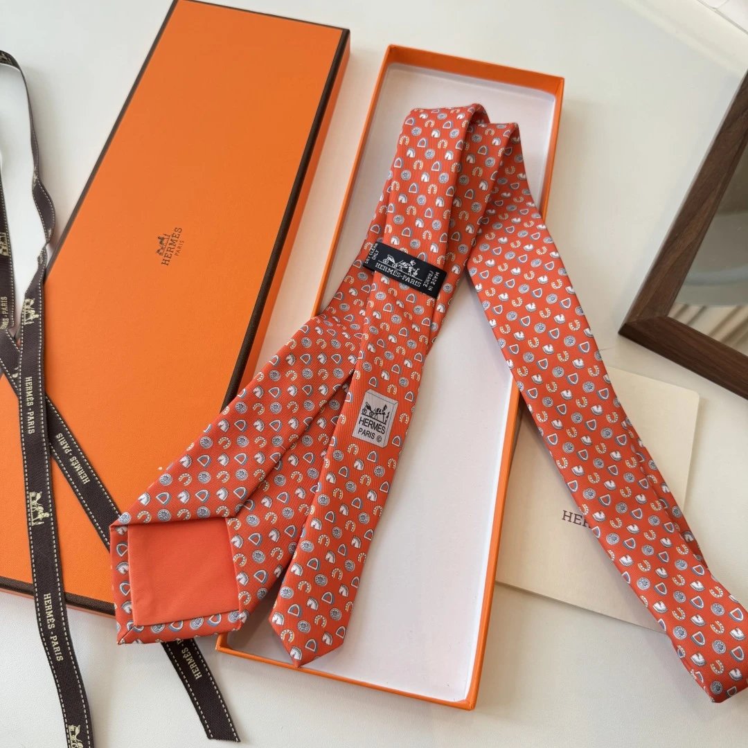 Hermes Silk Tie Ver.E — Photo 4