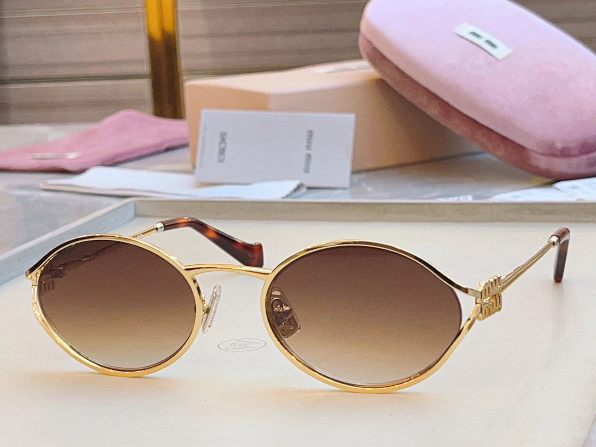Miu Miu SMU 52Y Sunglasses 54-20-125 — photo 2