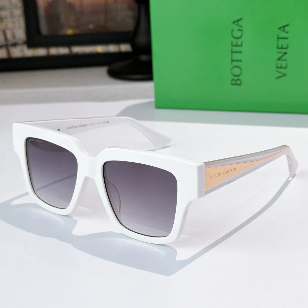 Bottega Veneta BV1276S Sunglasses 52-18-140 Ver.A — Photo 4