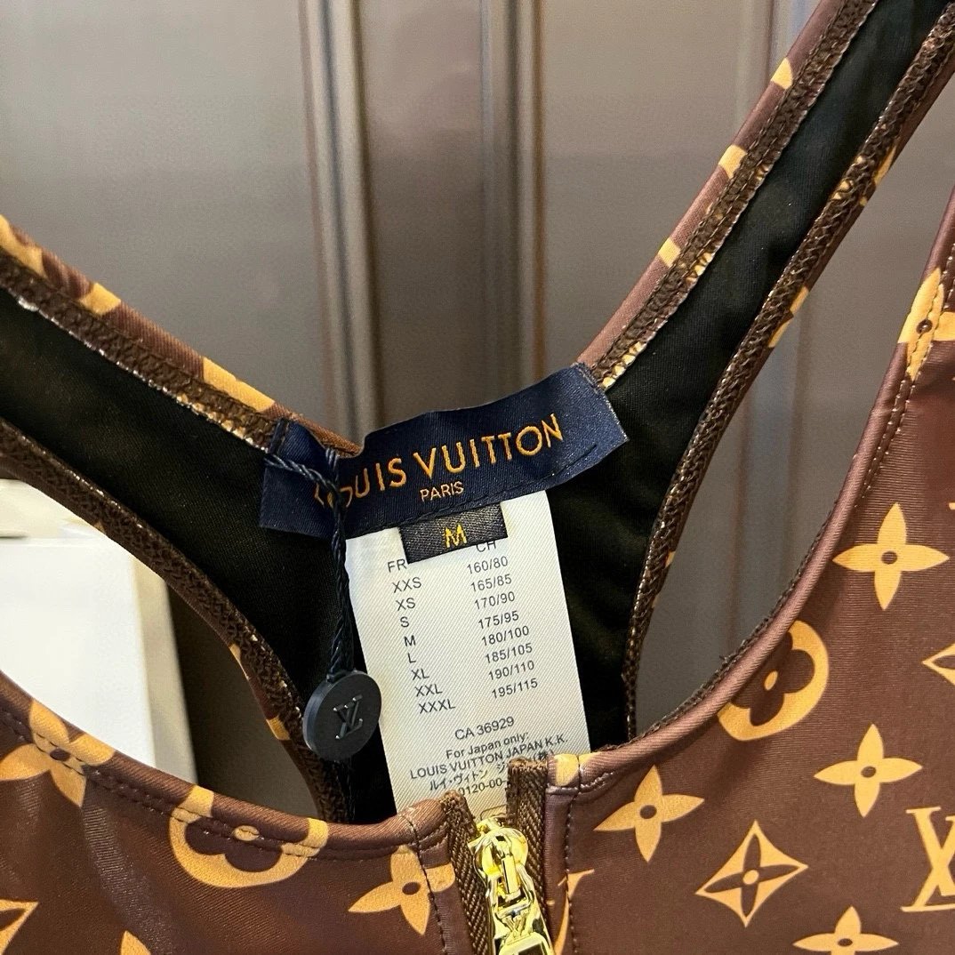 Louis Vuitton One-Piece Swimwear Ver.C — QC