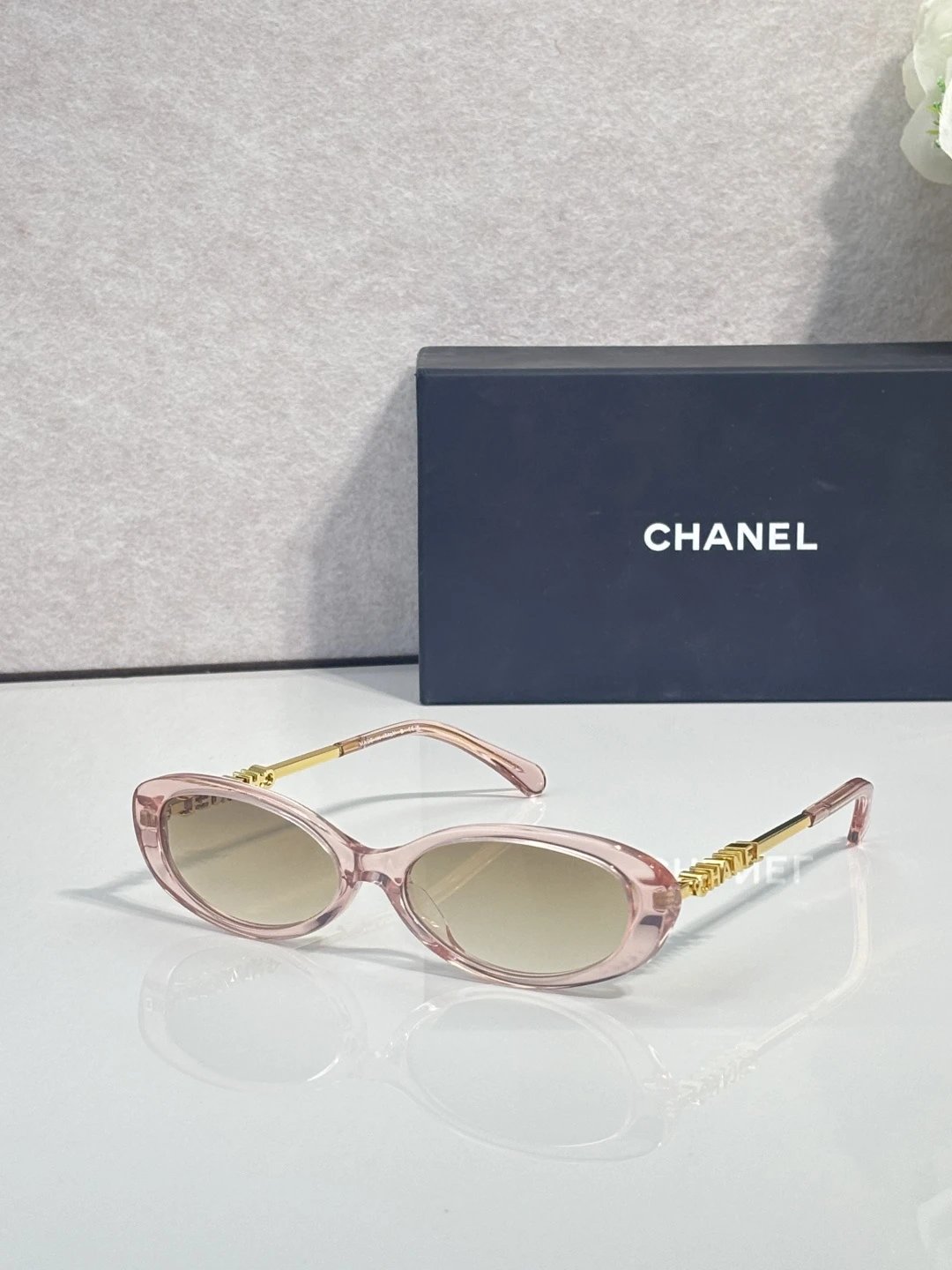 Chanel 5565 Sunglasses 54-17-140 — Zdjęcie 4