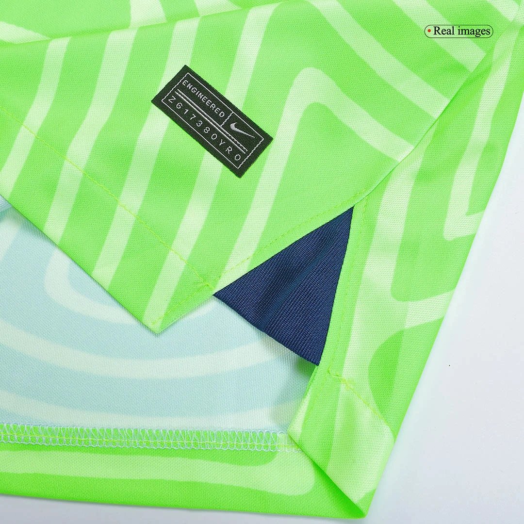 Wolfsburg VfL 22/23 Home Jersey — Photo 9