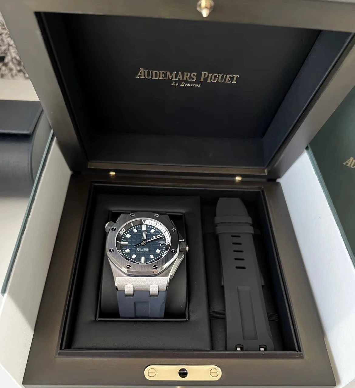 Audemars Piguet Royal Oak Offshore Automatic Watch Ver.F — photo 2