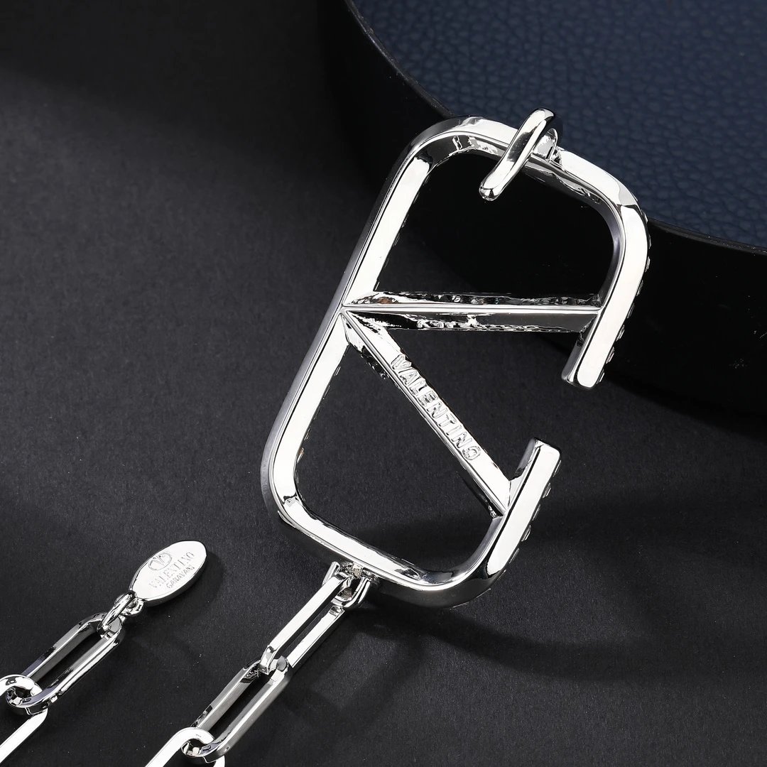 Valentino Waist Chain Ver.B — QC