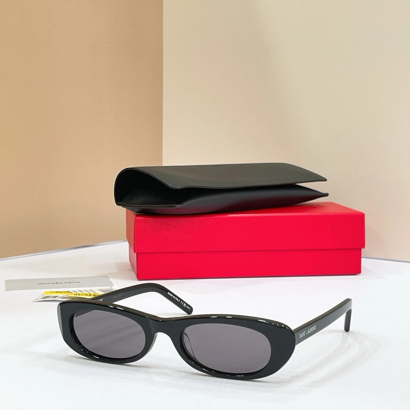 Saint Laurent SL 557 Sunglasses 53-20-140 — photo 4