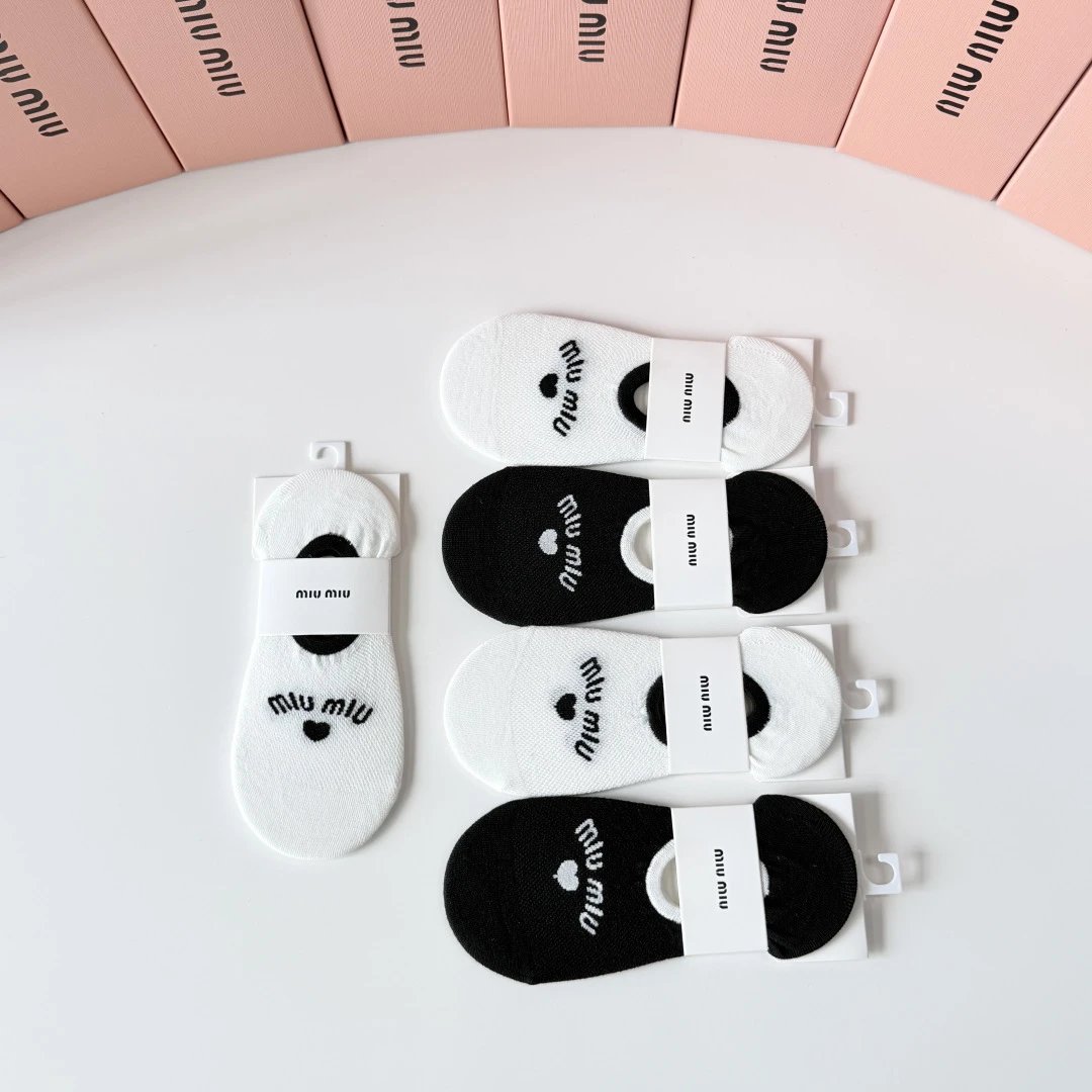 Miu Miu Classic No-Show Socks 5-Pair Box Ver.B — photo 6
