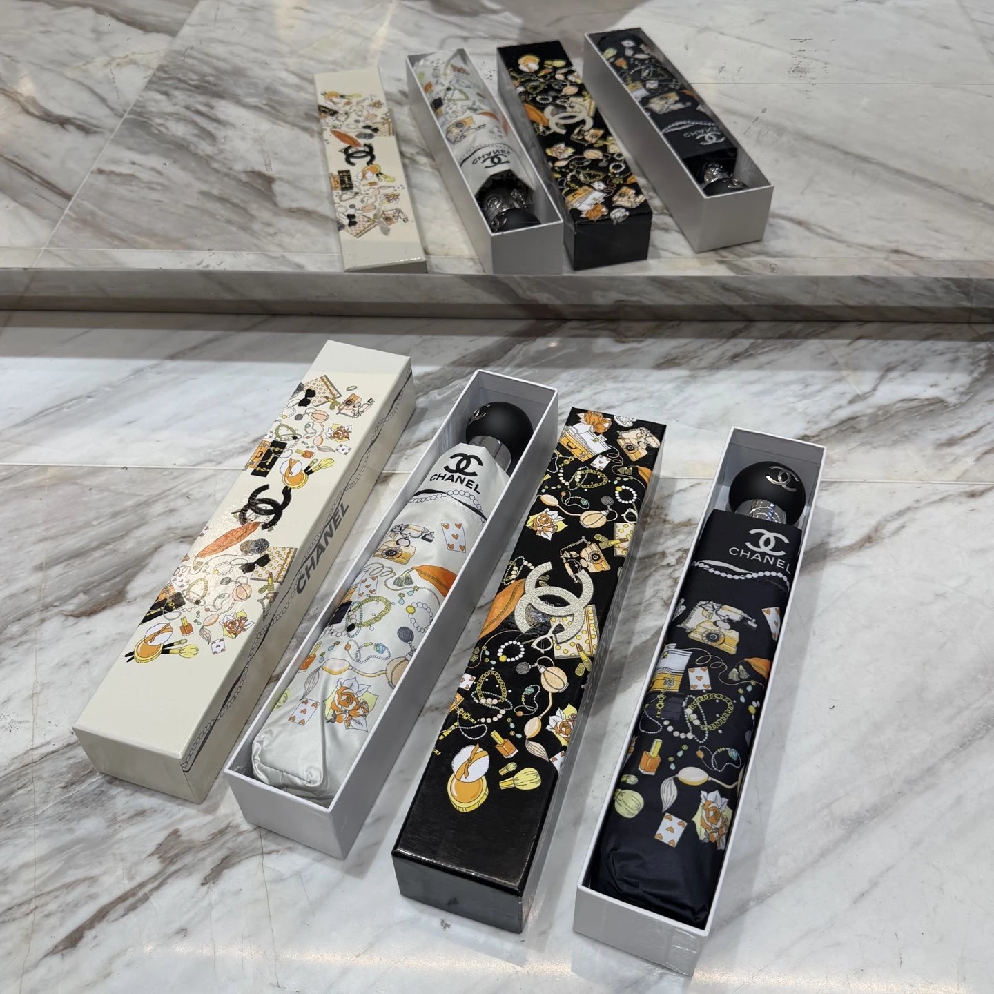 Chanel UV Protection Folding Umbrella Ver.C — Photo 9