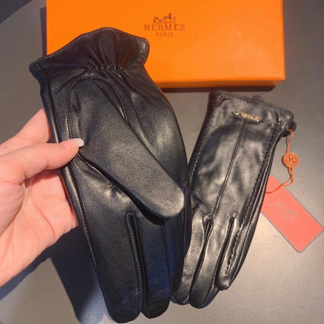 Hermes Lambskin Cashmere Gloves Ver.C — QC