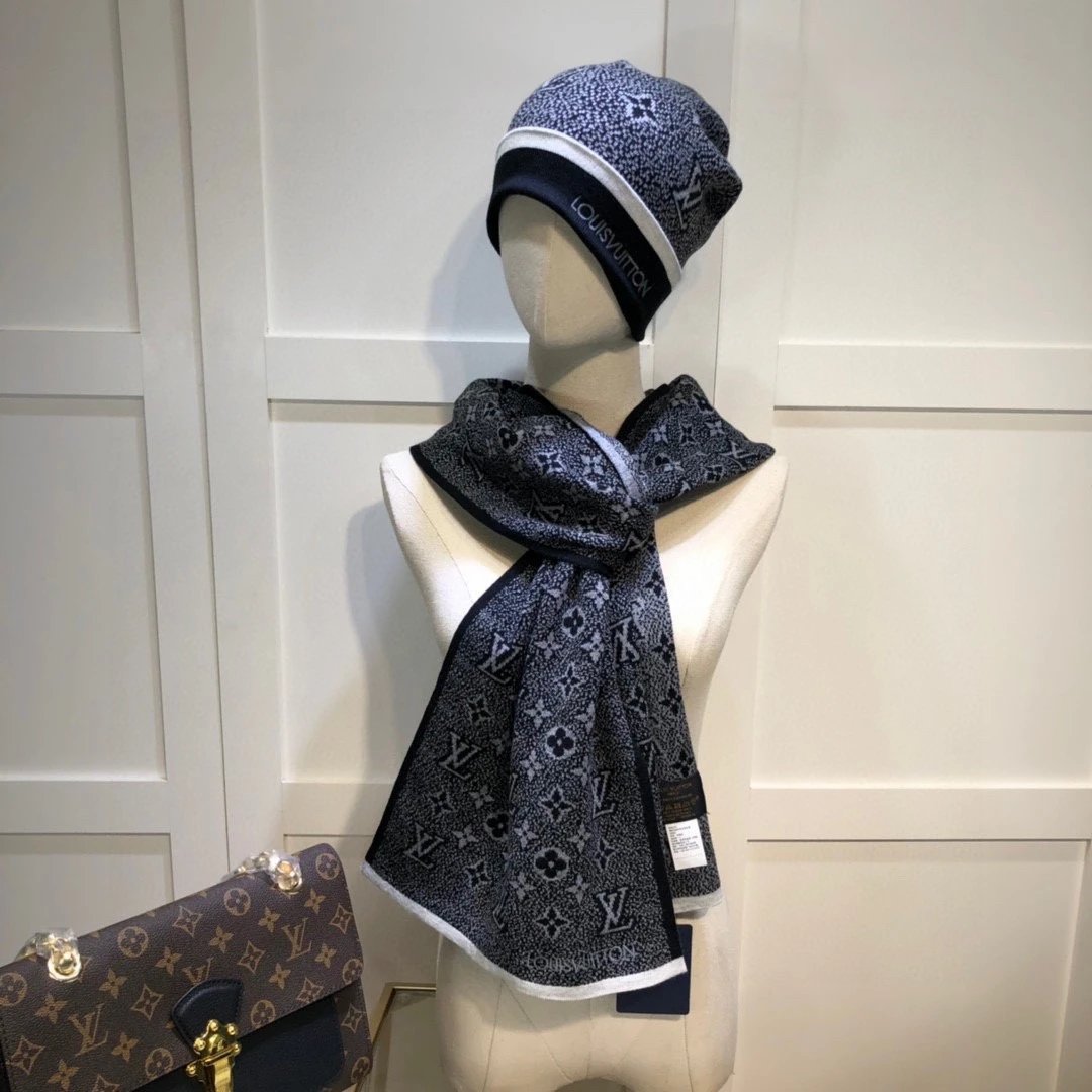 Louis Vuitton Wool Cashmere Scarf & Hat Set Ver.A — Photo 4