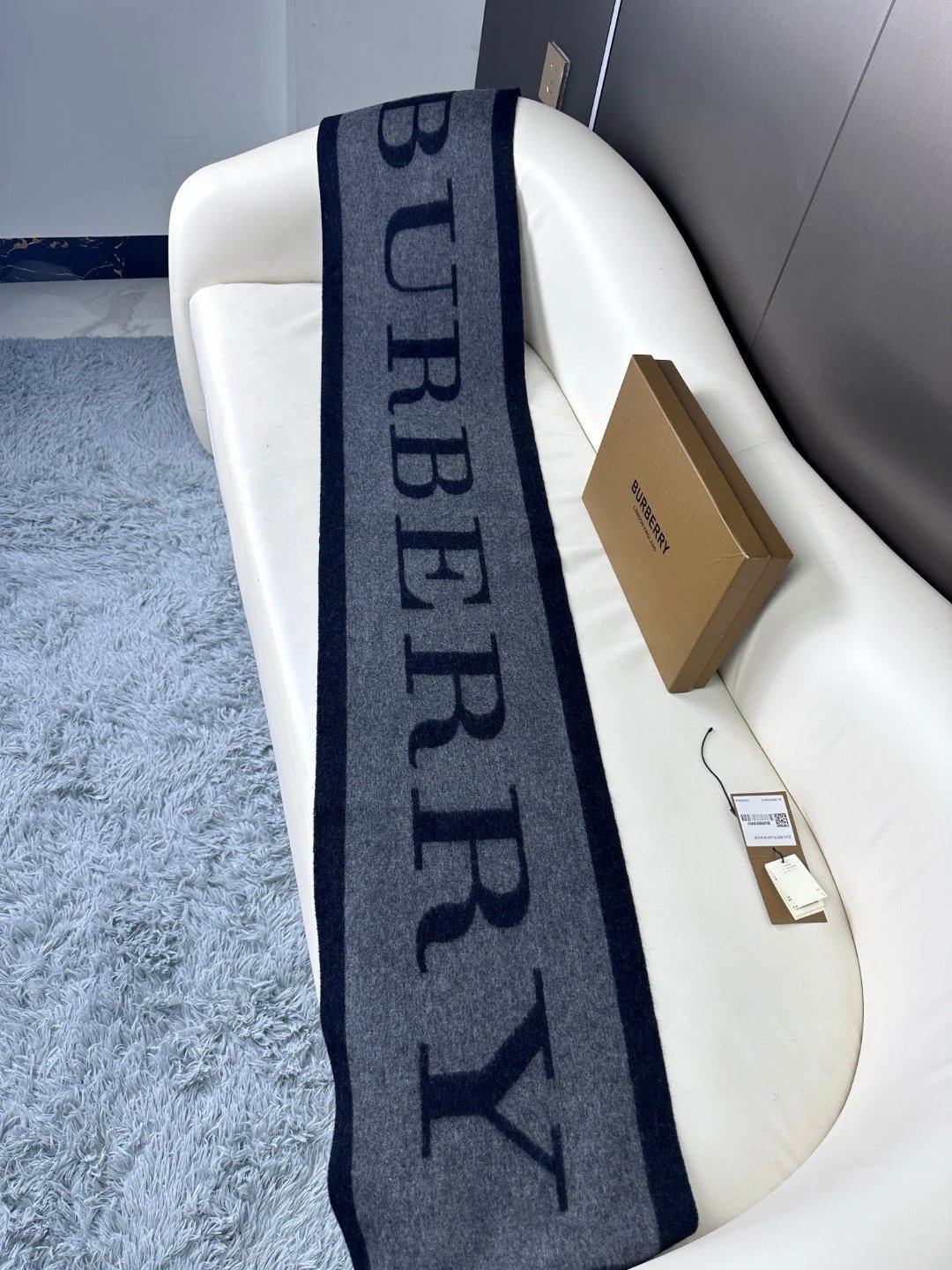 Burberry Cashmere Wool Scarf Ver.C — QC