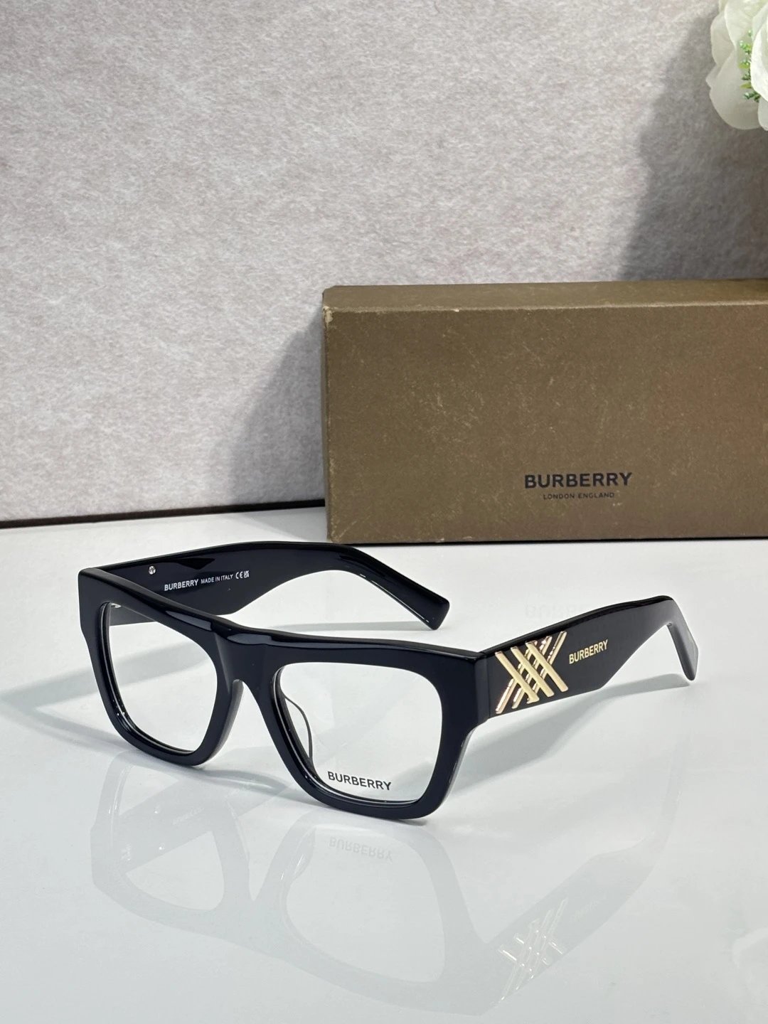 Burberry BE4431 Sunglasses 55-17-145 — photo 6
