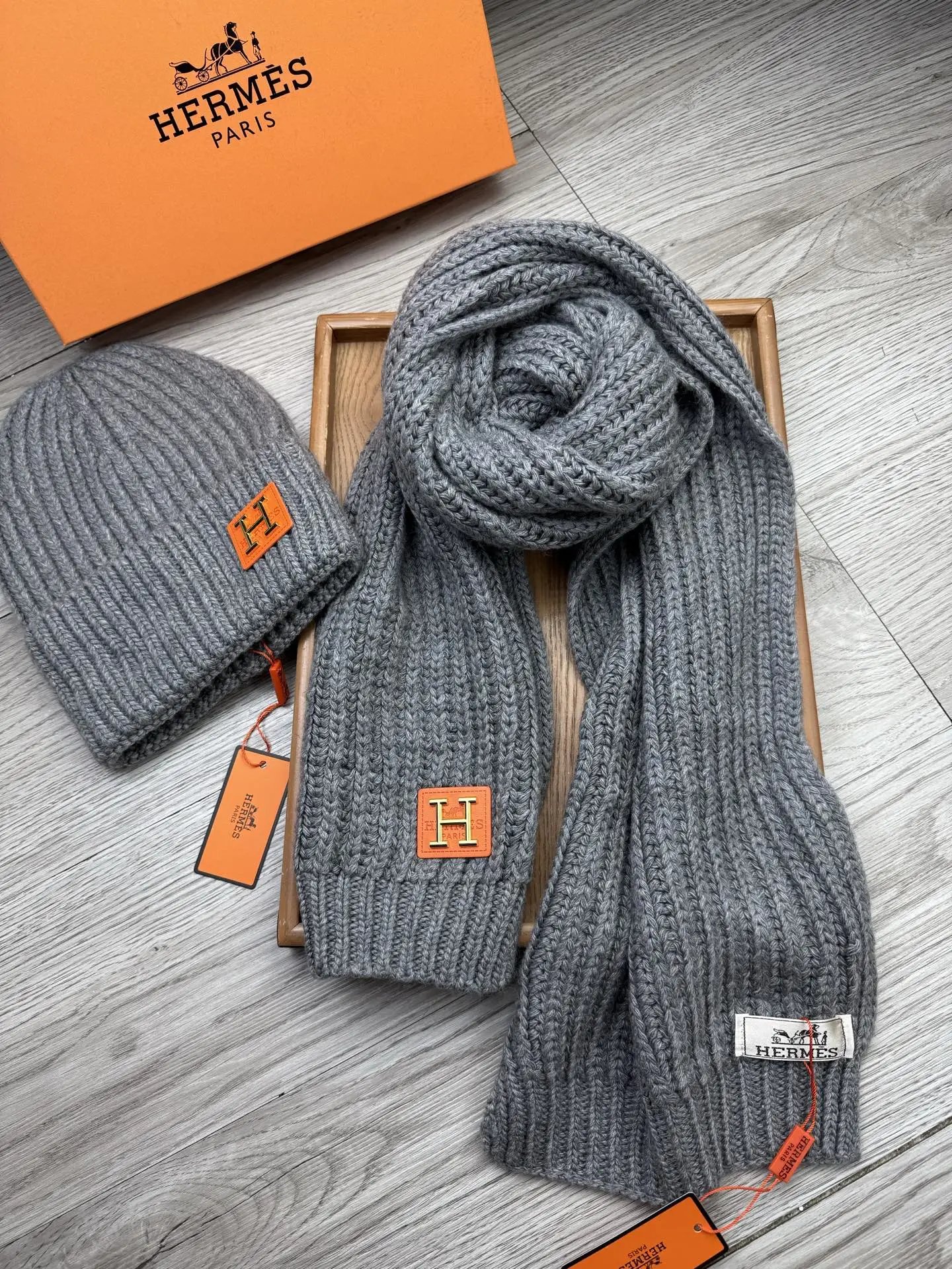 Hermes Wool Rabbit Fur Scarf & Hat Set Ver.B — QC