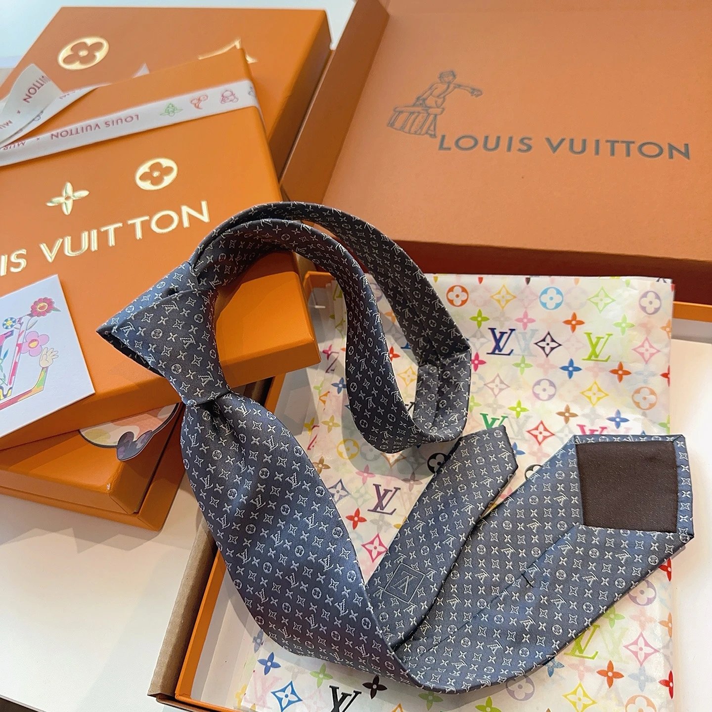 Louis Vuitton Silk Tie Ver.L — Photo 9