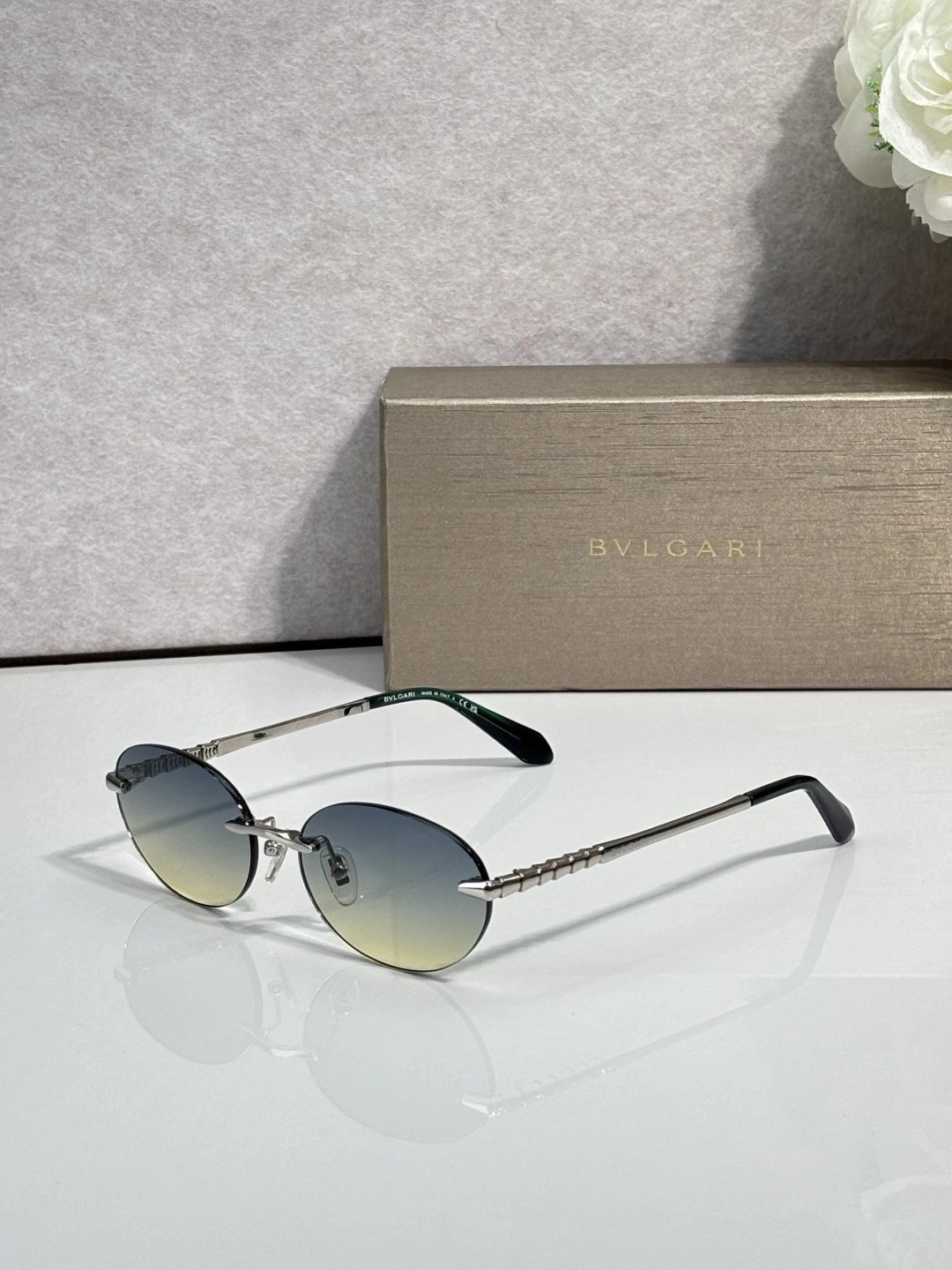 Bvlgari BV50070U Sunglasses 56-16-145 Ver.A — photo 8