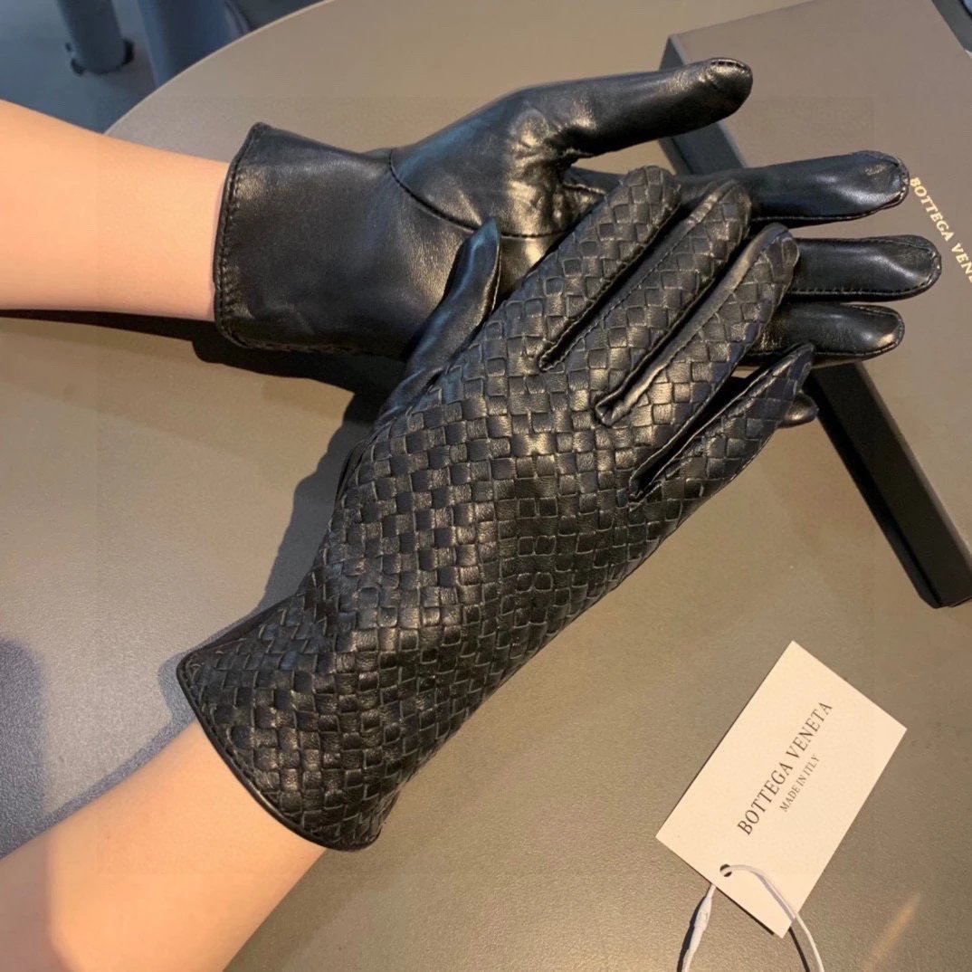 Bottega Veneta Lambskin Cashmere Gloves Ver.E — Photo 2