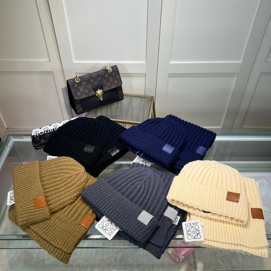 Loewe Scarf & Hat Set Ver.G — QC
