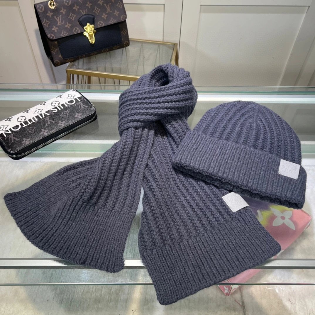 Loewe Scarf & Hat Set Ver.H — QC