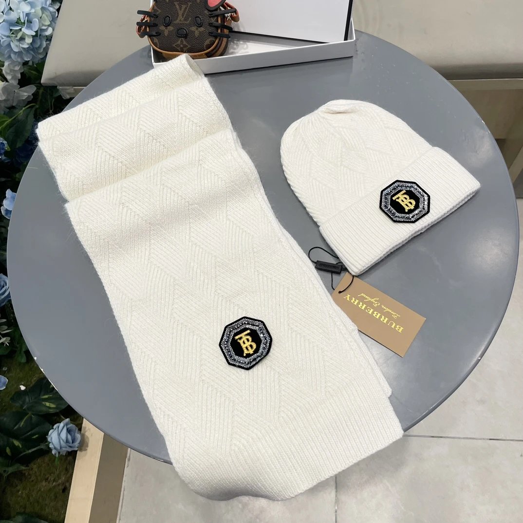 Burberry Scarf & Hat Set Ver.G — Photo 5