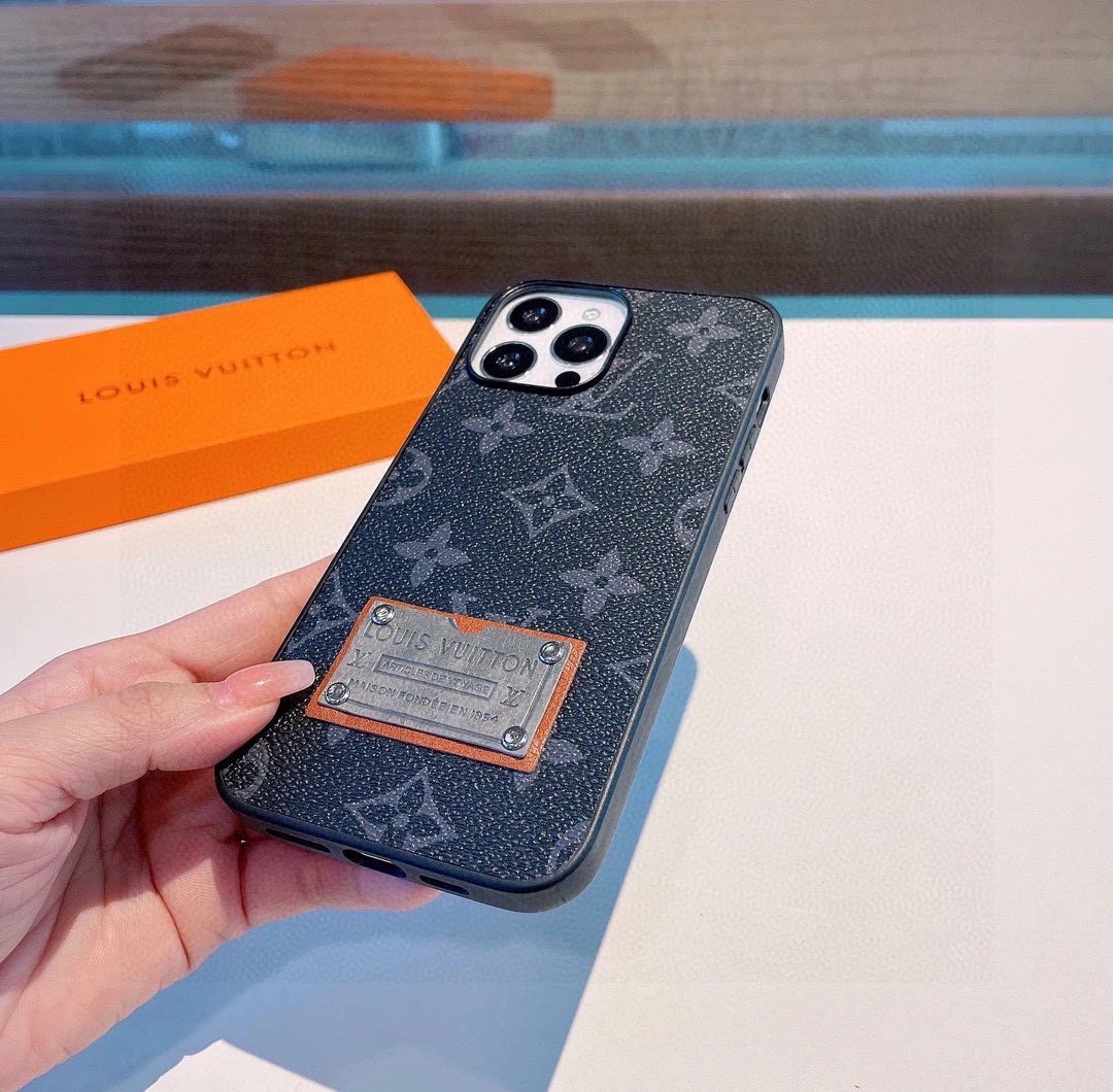 Louis Vuitton Phone Case Ver.B — Photo 7
