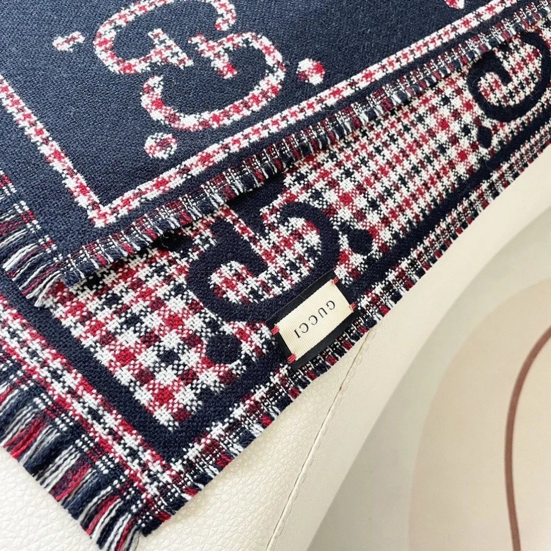 Gucci Cashmere Shawl Ver.D — Photo 8