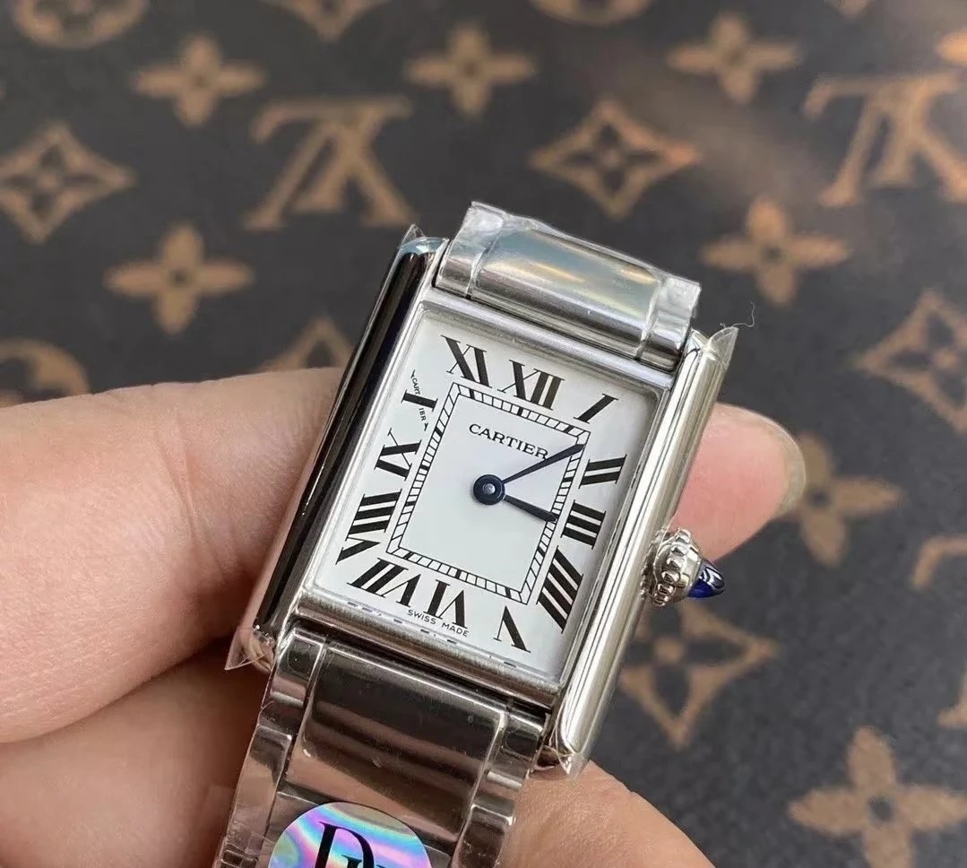 Cartier Tank Automatic Ladies Watch 29.5mm — photo 4