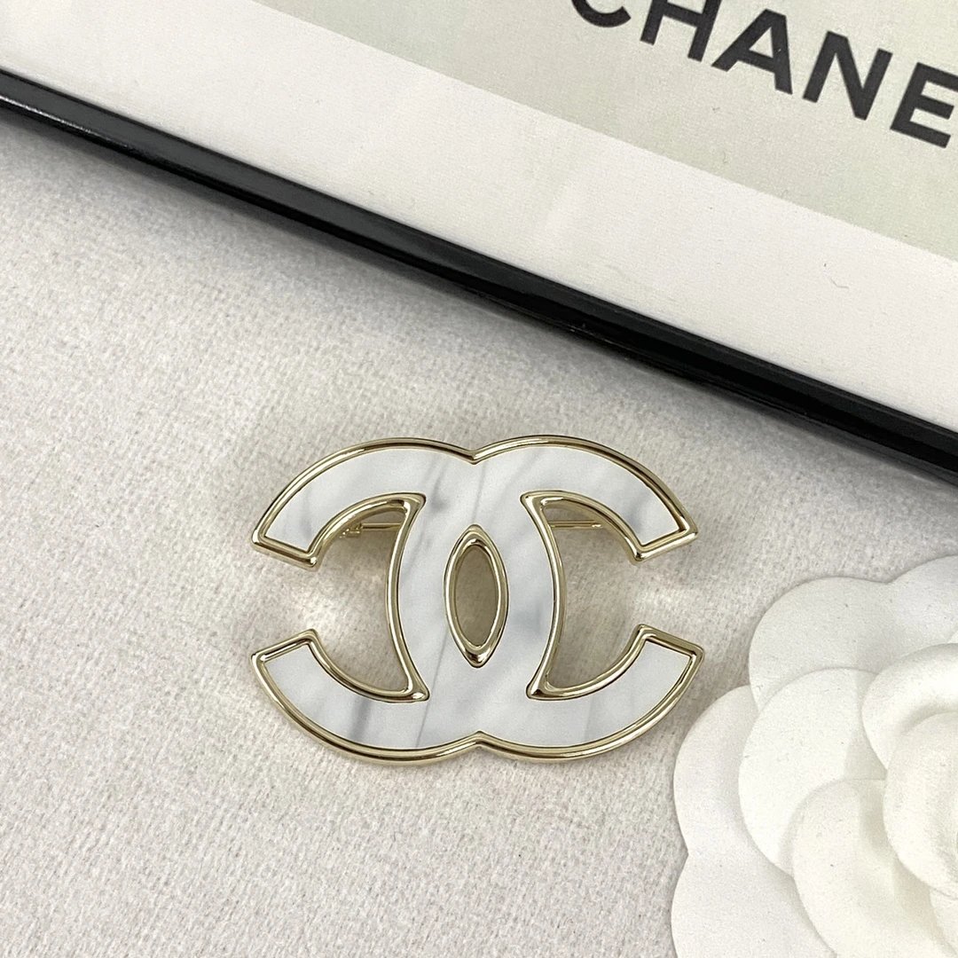 Chanel Brooch Ver.I — QC