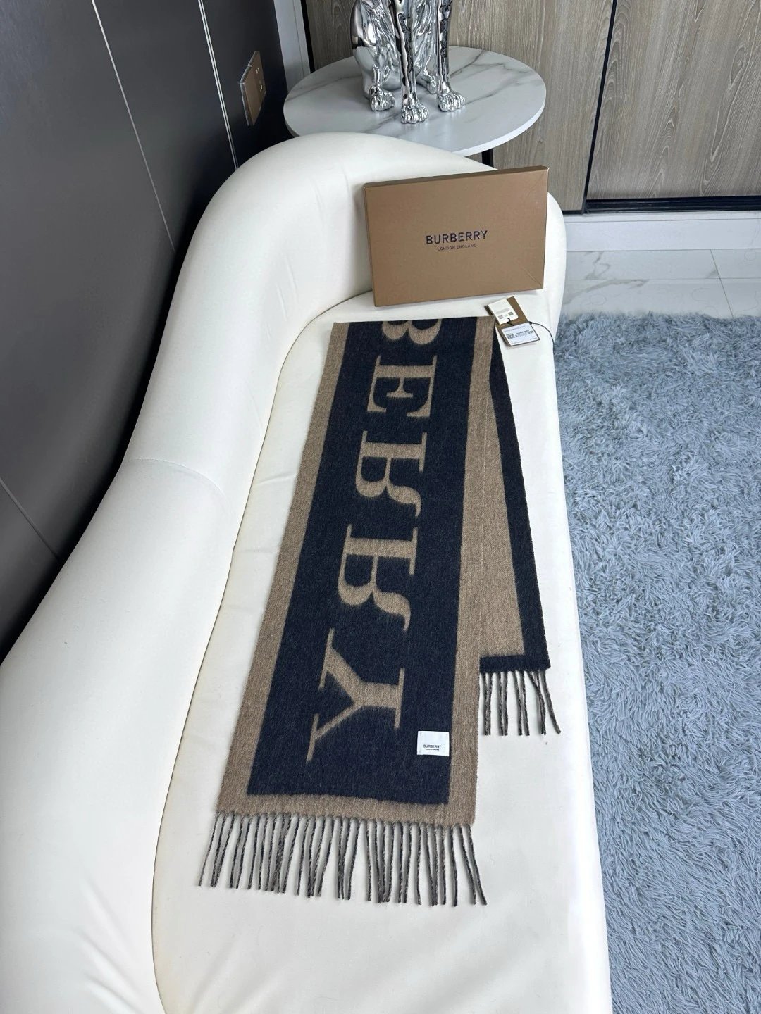 Burberry Cashmere Wool Scarf Ver.B — Photo 5