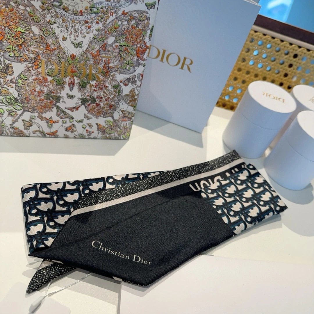 Louis Vuitton Silk Hair Ribbon Ver.E — Photo 4