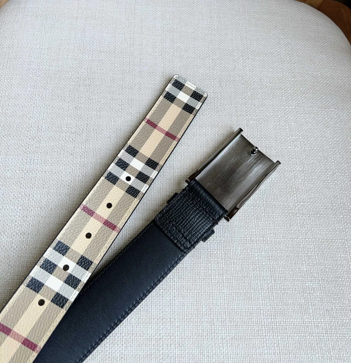 Burberry Reversible Belt — QC