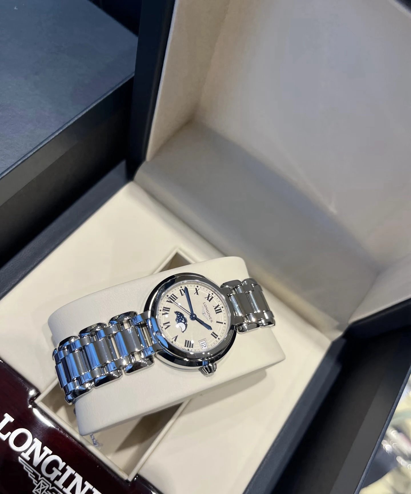 Longines PrimaLuna Automatic Ladies Watch — Photo 5