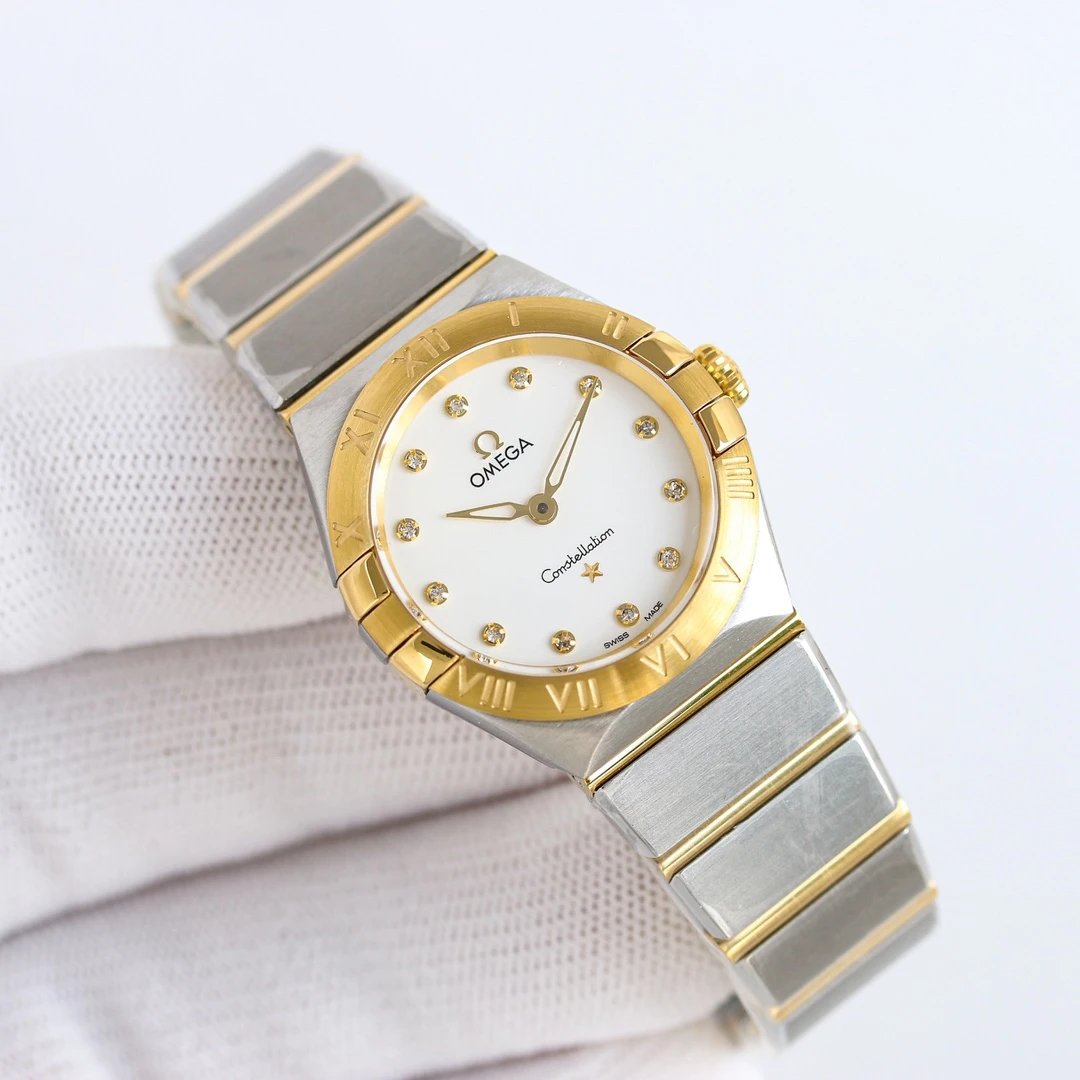 Dwukolorowy zegarek Omega Constellation z białą tarczą