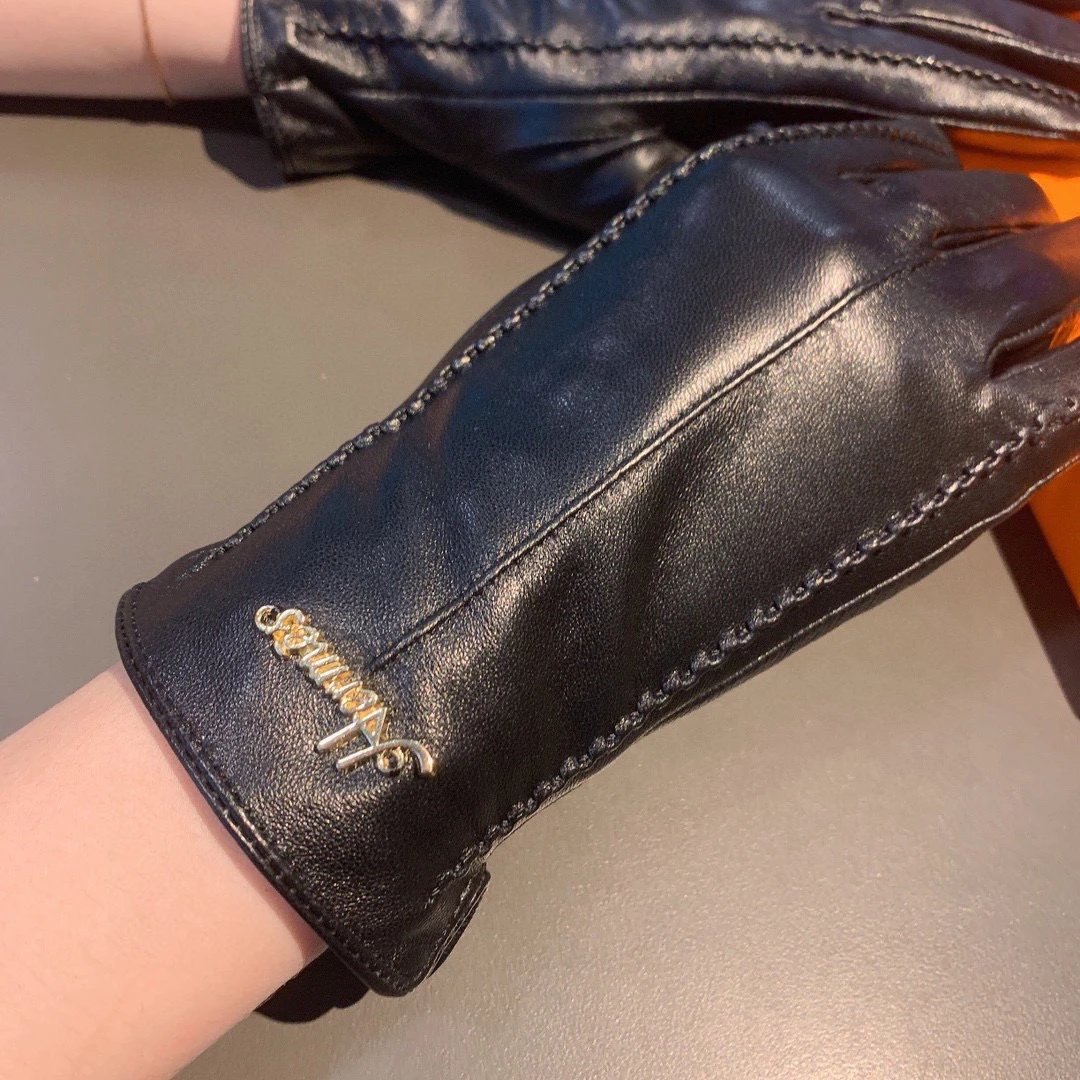 Hermes Lambskin Cashmere Gloves Ver.C — QC